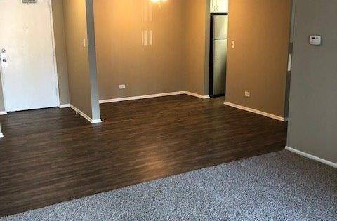 Apartment for rent at 2201 Dogwood Dr, Lisle, IL 60532