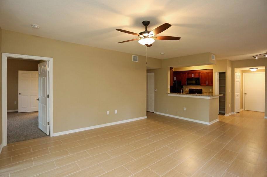 Townhouse for rent at Aventine at Miramar, 2436 Centergate Dr, Hollywood, FL 33025
