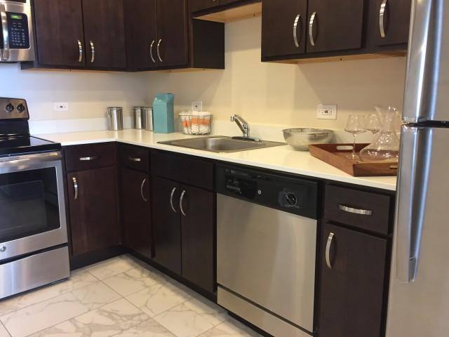 Apartment for rent at 2600 Golf Rd, Glenview, IL 60025