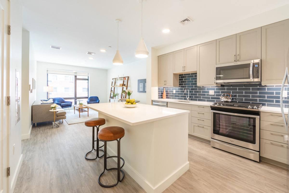 Apartment for rent at 110 Rantoul St, Beverly, MA 01915
