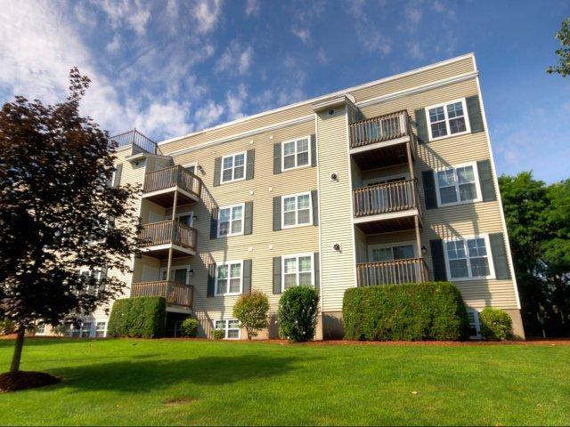 Apartment for rent at 39 Carl St #6, Lowell, MA 01851