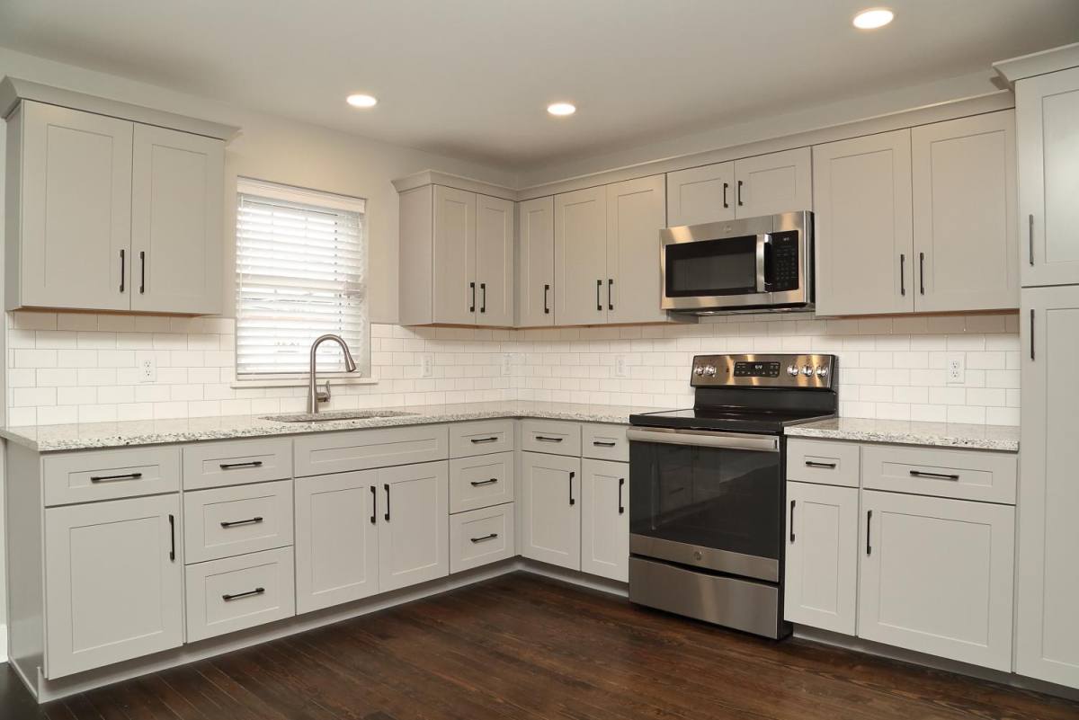 Apartment for rent at 2 S Lime St, Quarryville, PA 17566
