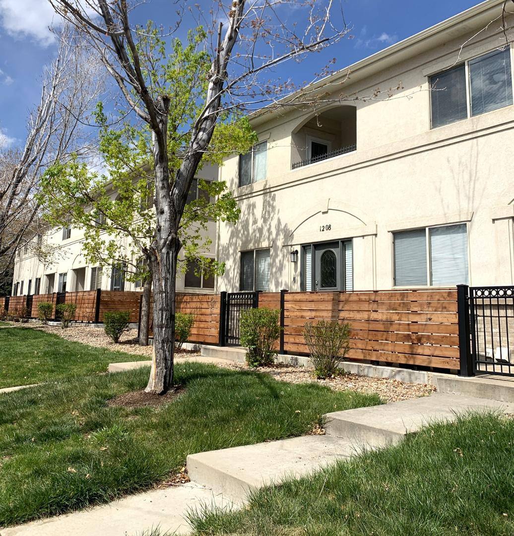 Townhouse for rent at Briarwood Commons, 1208 8th St, Golden, CO 80401