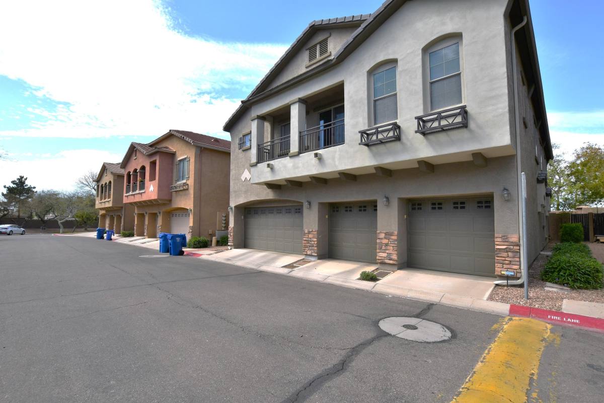 Townhouse for rent at Tivoli at Augusta Ranch, 2024 S Baldwin #38, Mesa, AZ 85209