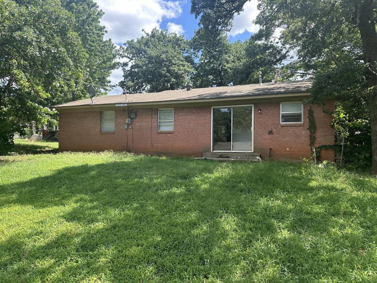 House for rent at Green Oaks Ranch, 2913 Gwendolyn Lane, Edmond, OK 73034