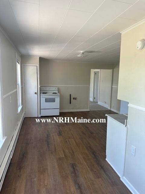 Apartment for rent at 100 Mill St, Auburn, ME 04210
