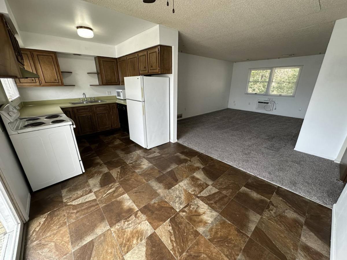 Apartment for rent at 4245 Central Ave #2, Great Falls, MT 59405
