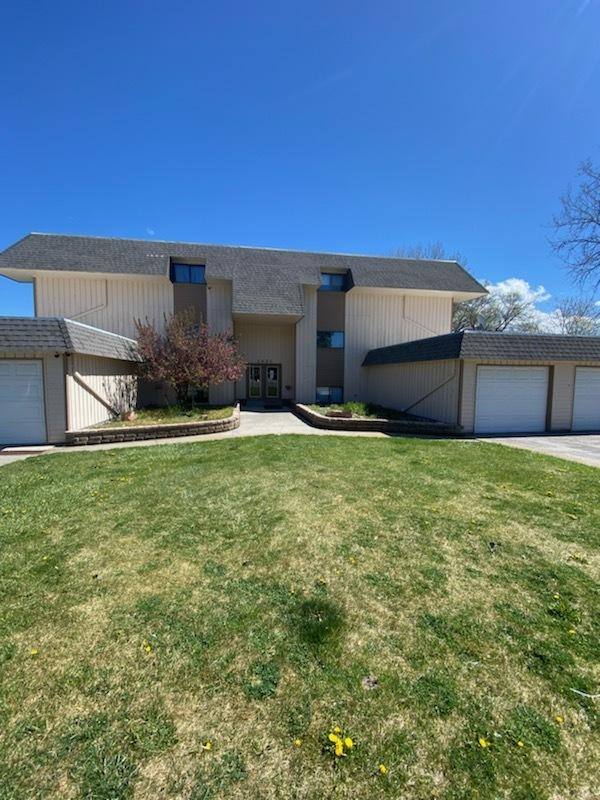 Apartment for rent at 1431 Sourdough Lane, Billings, MT 59105
