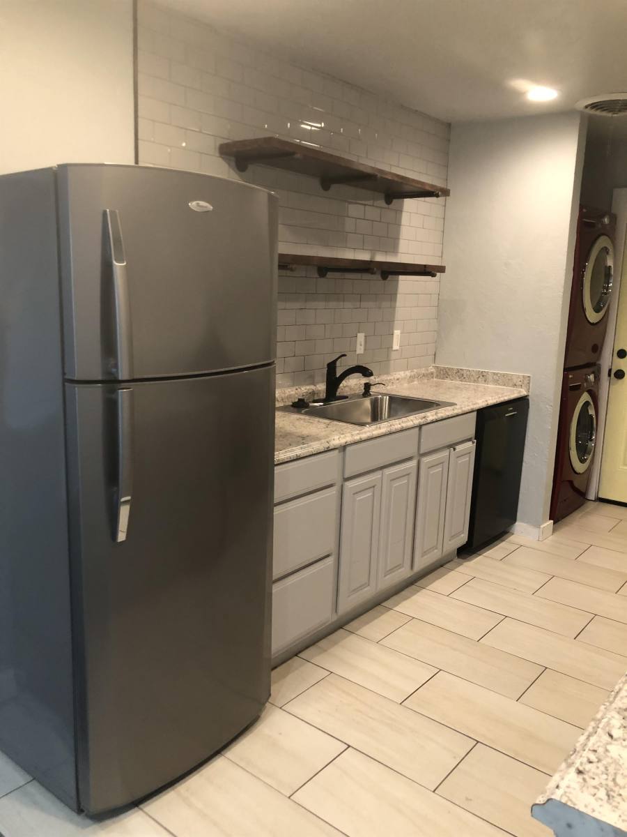 House for rent at Indian Heights, 821 E Lindsey St #1, Norman, OK 73071