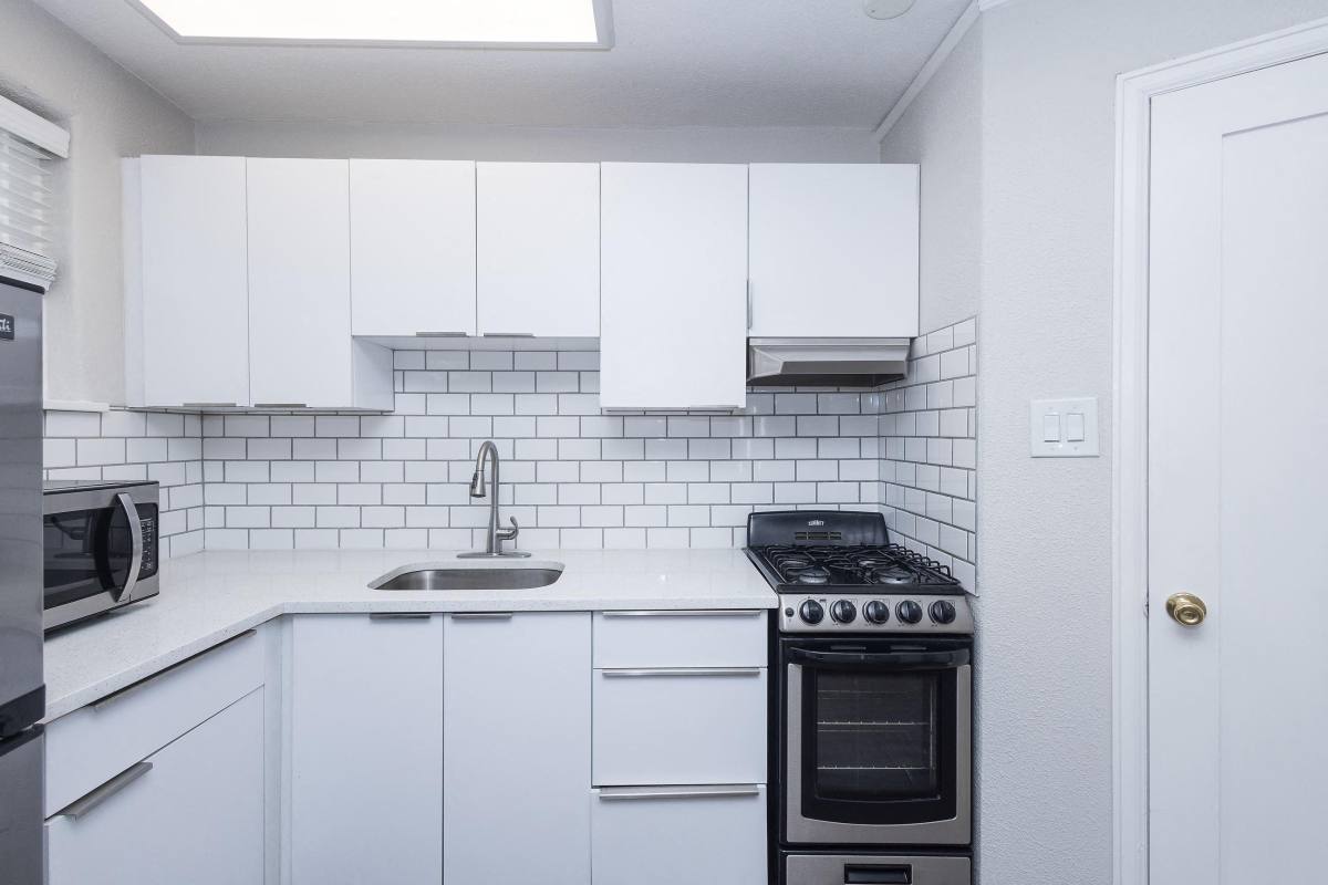 Apartment for rent at Lincoln Heights, 1000 N Lincoln St #2, Denver, CO 80203