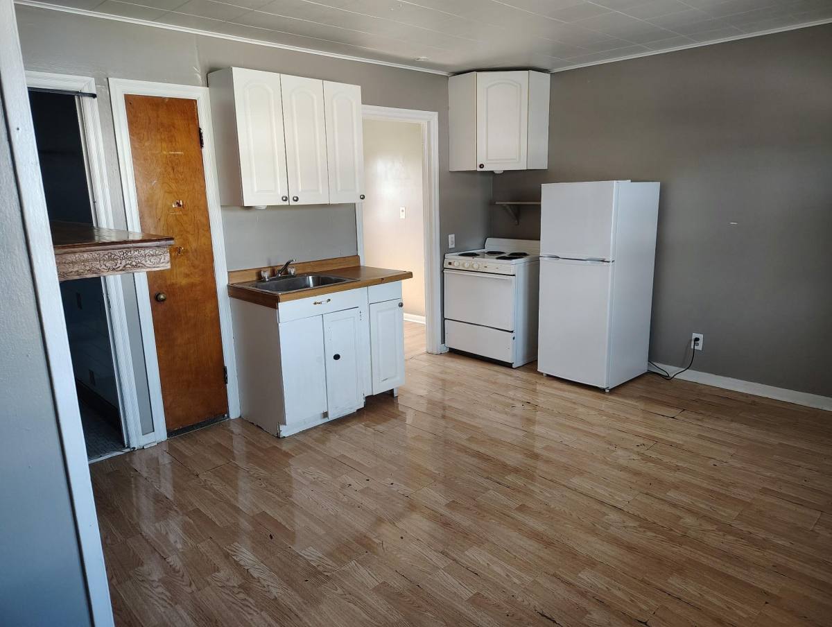 Apartment for rent at 418 S Anderson St #11, Princeton, IL 61356