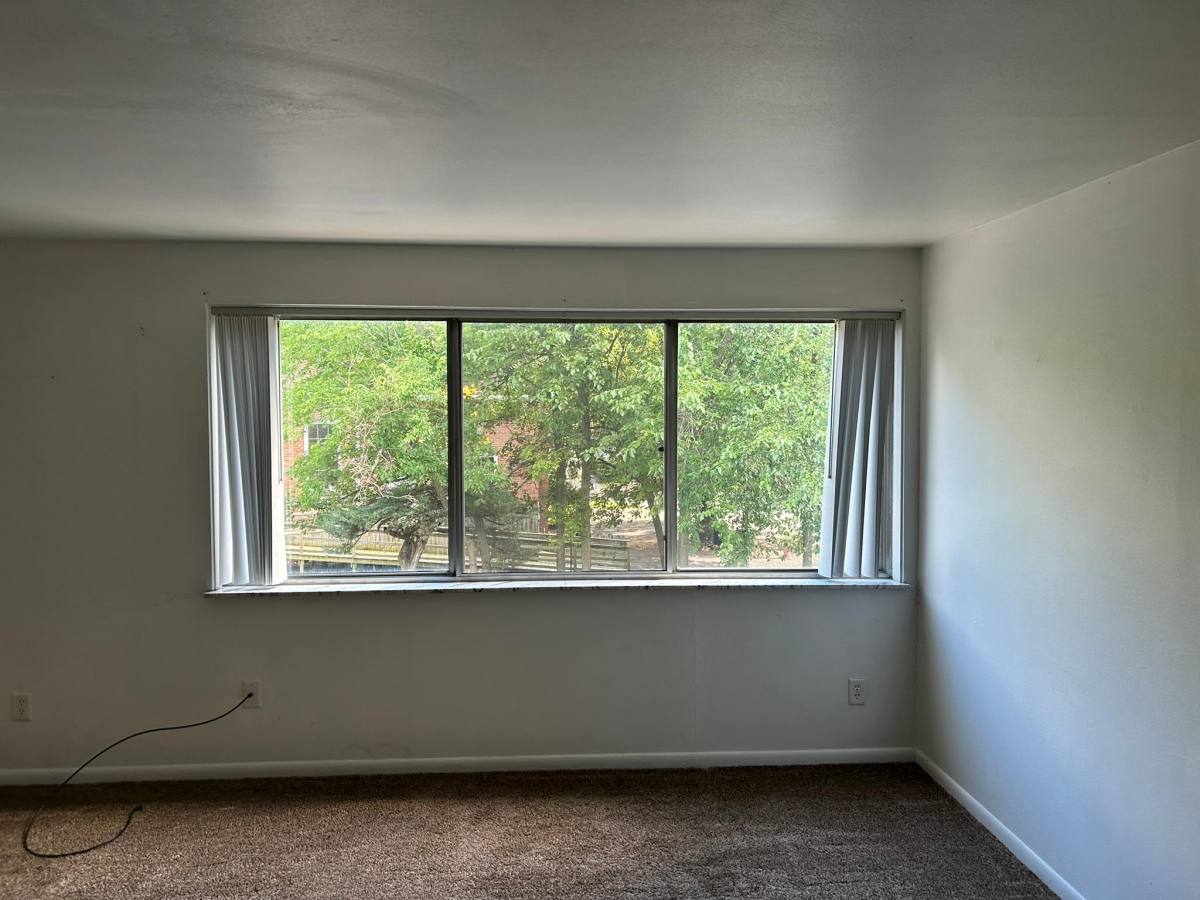 Apartment for rent at 1226 E Maywood Ave #209, Peoria, IL 61603