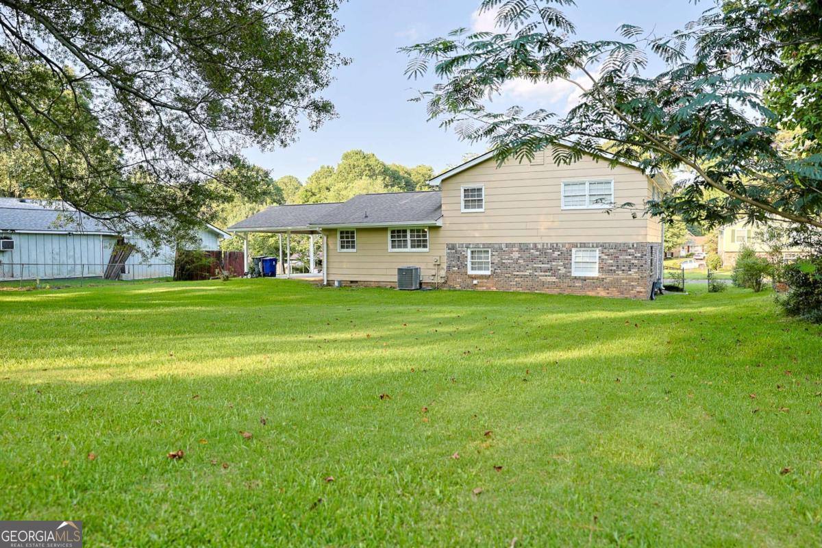 House for rent at 130 Mimosa Dr, Fayetteville, GA 30214