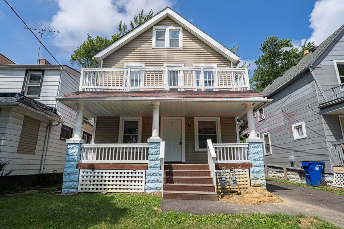 Apartment for rent at 2040 W 103rd St, Cleveland, OH 44102