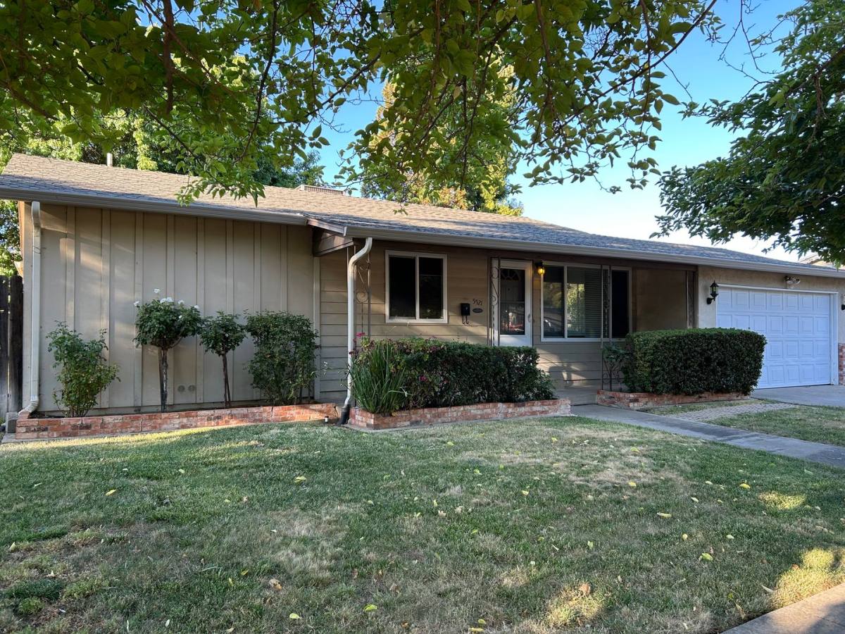 House for rent at 5521 Michigan Blvd, Concord, CA 94521
