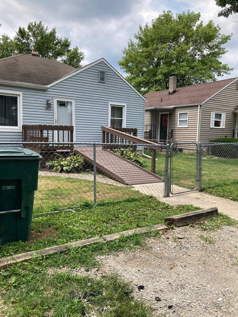 House for rent at 2415 S Beacon St, Muncie, IN 47302