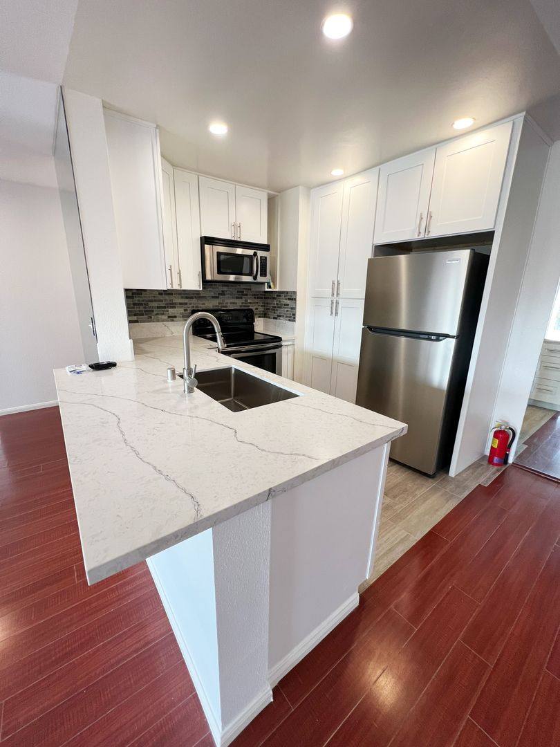 Condo for rent at 6737 Friars Rd, San Diego, CA 92108