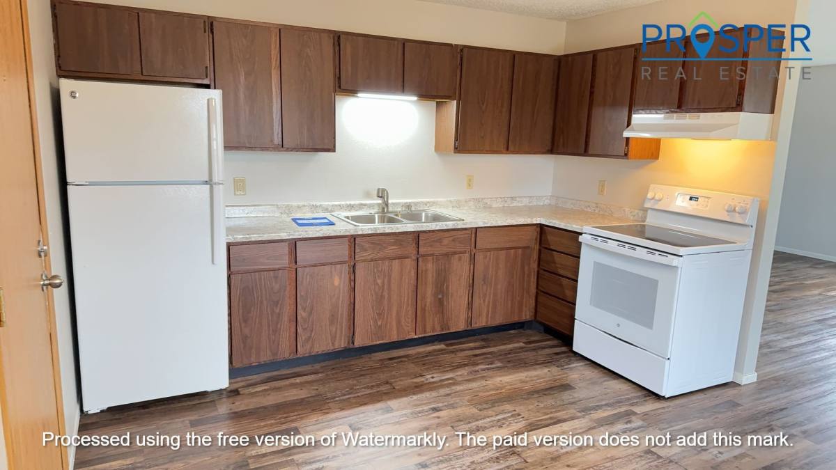 Apartment for rent at 2316 Golf Rd, Eau Claire, WI 54701