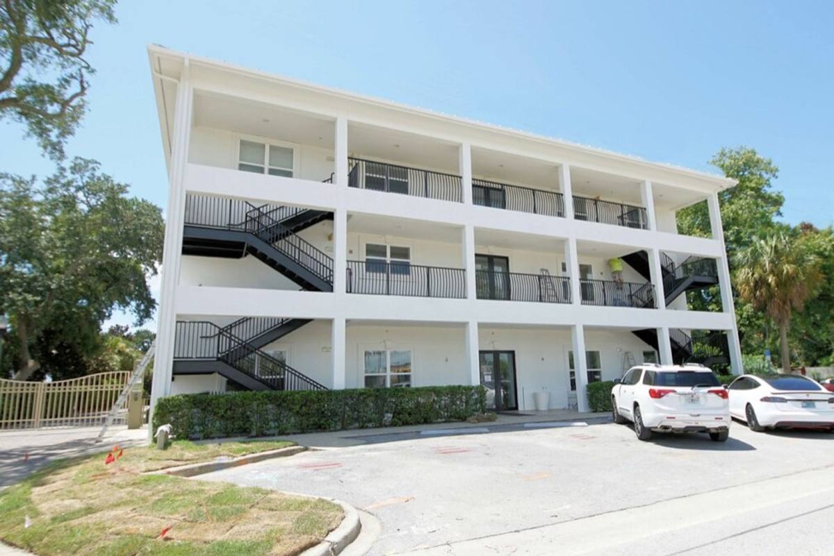 Apartment for rent at 185 Brooks St SE, Fort Walton Beach, FL 32548