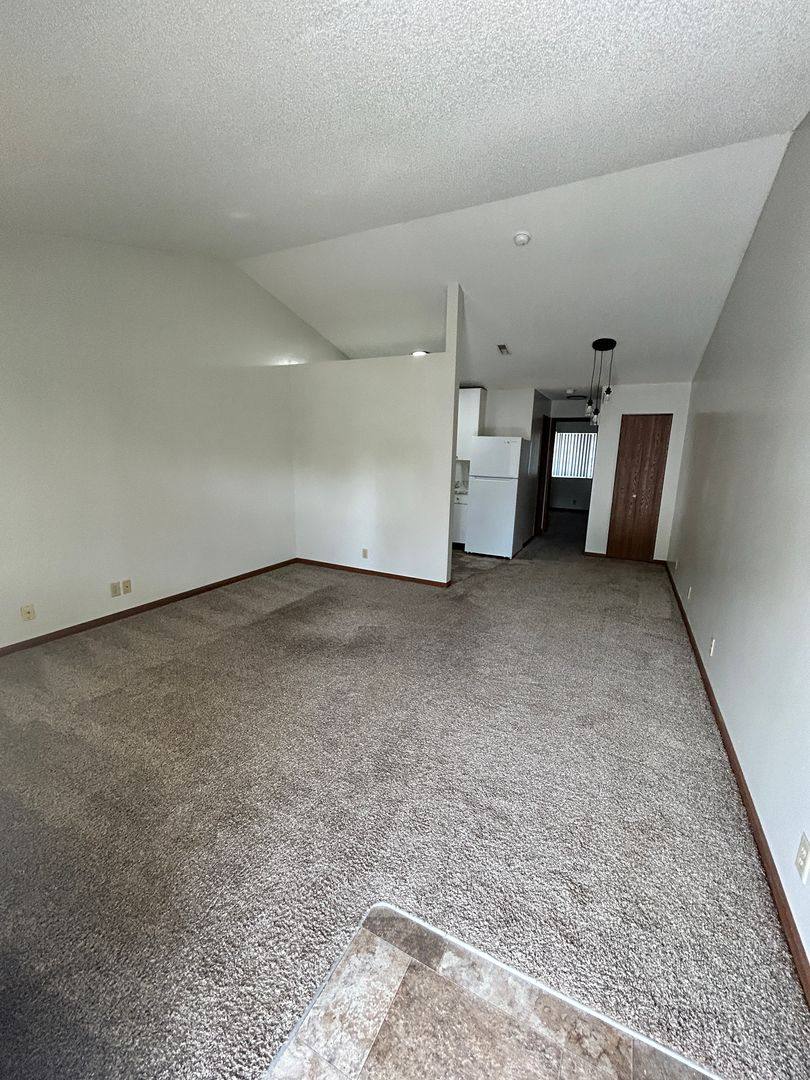 Apartment for rent at 4615 Prescott, Lincoln, NE 68506