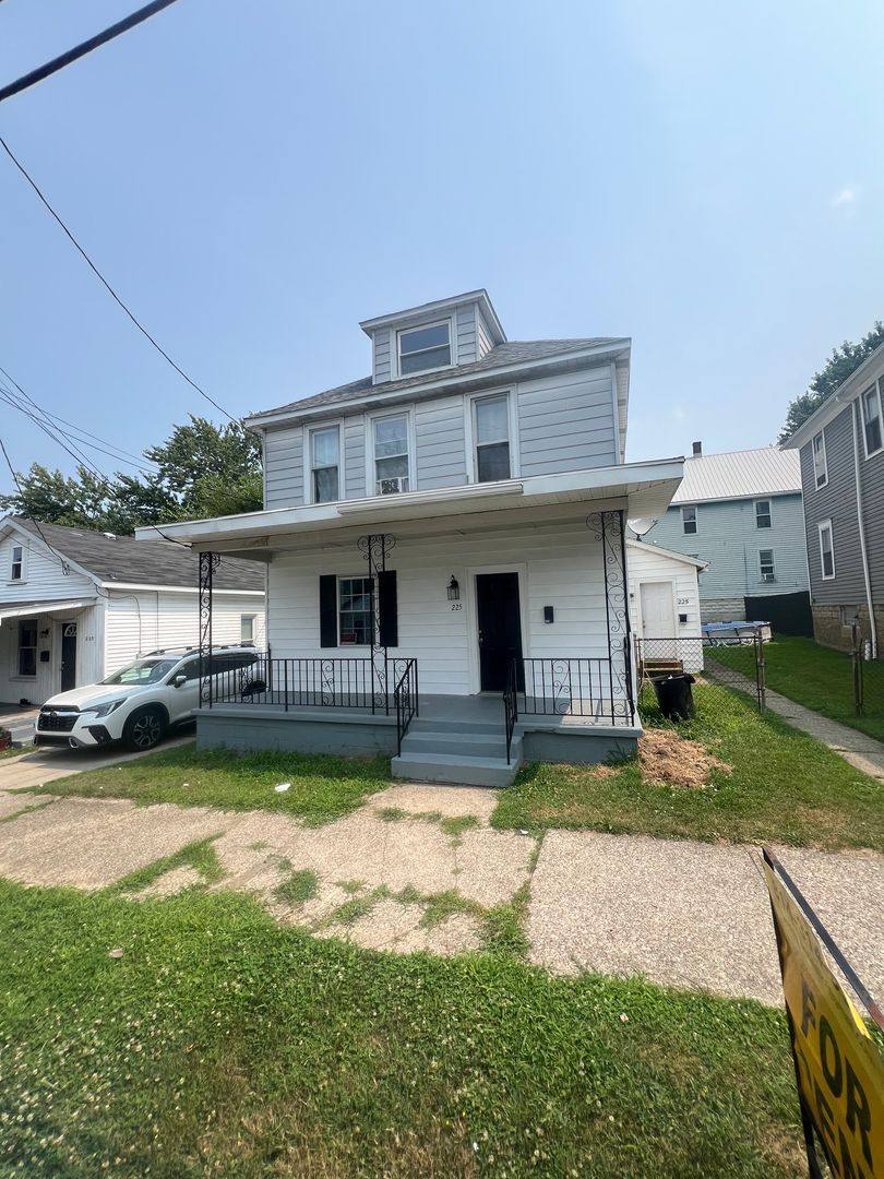Apartment for rent at 225 Wallace, Erie, PA 16507