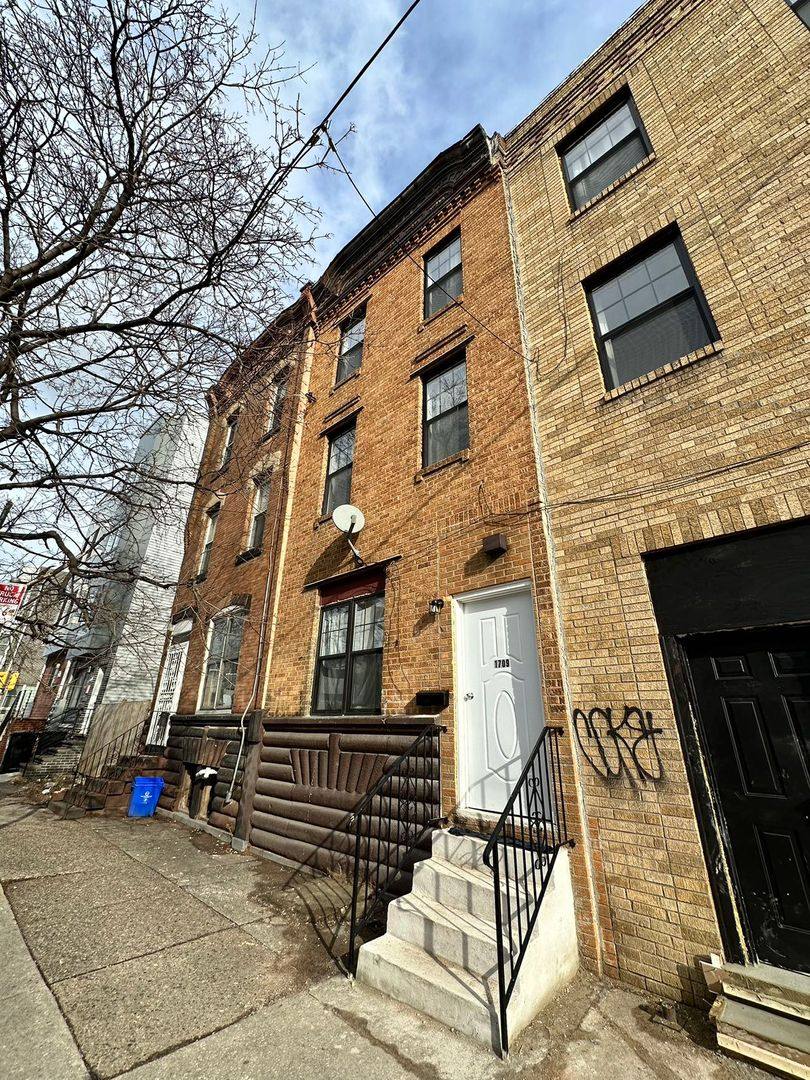 Apartment for rent at 1709 S 22nd St, Philadelphia, PA 19145