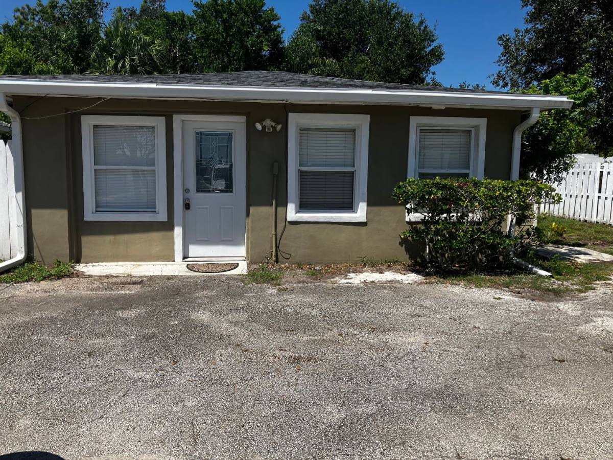 House for rent at 238 Beach St, Ormond Beach, FL 32174
