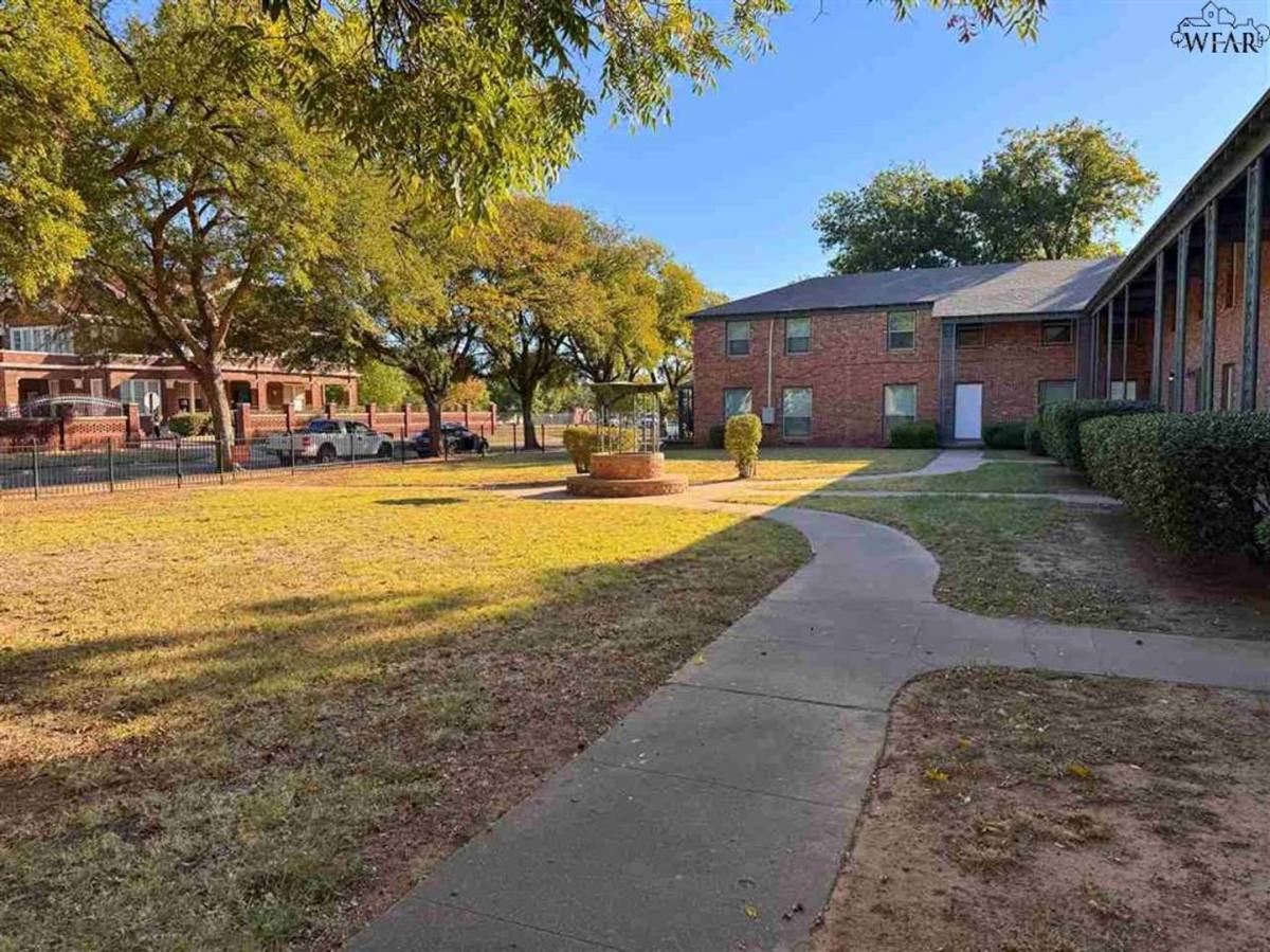 Apartment for rent at 1801 Rose St, Wichita Falls, TX 76301