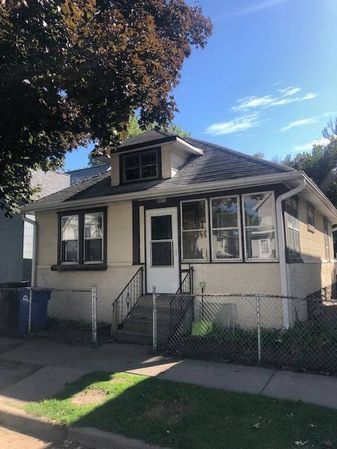 House for rent at 1068 Hatch Ave, Saint Paul, MN 55103