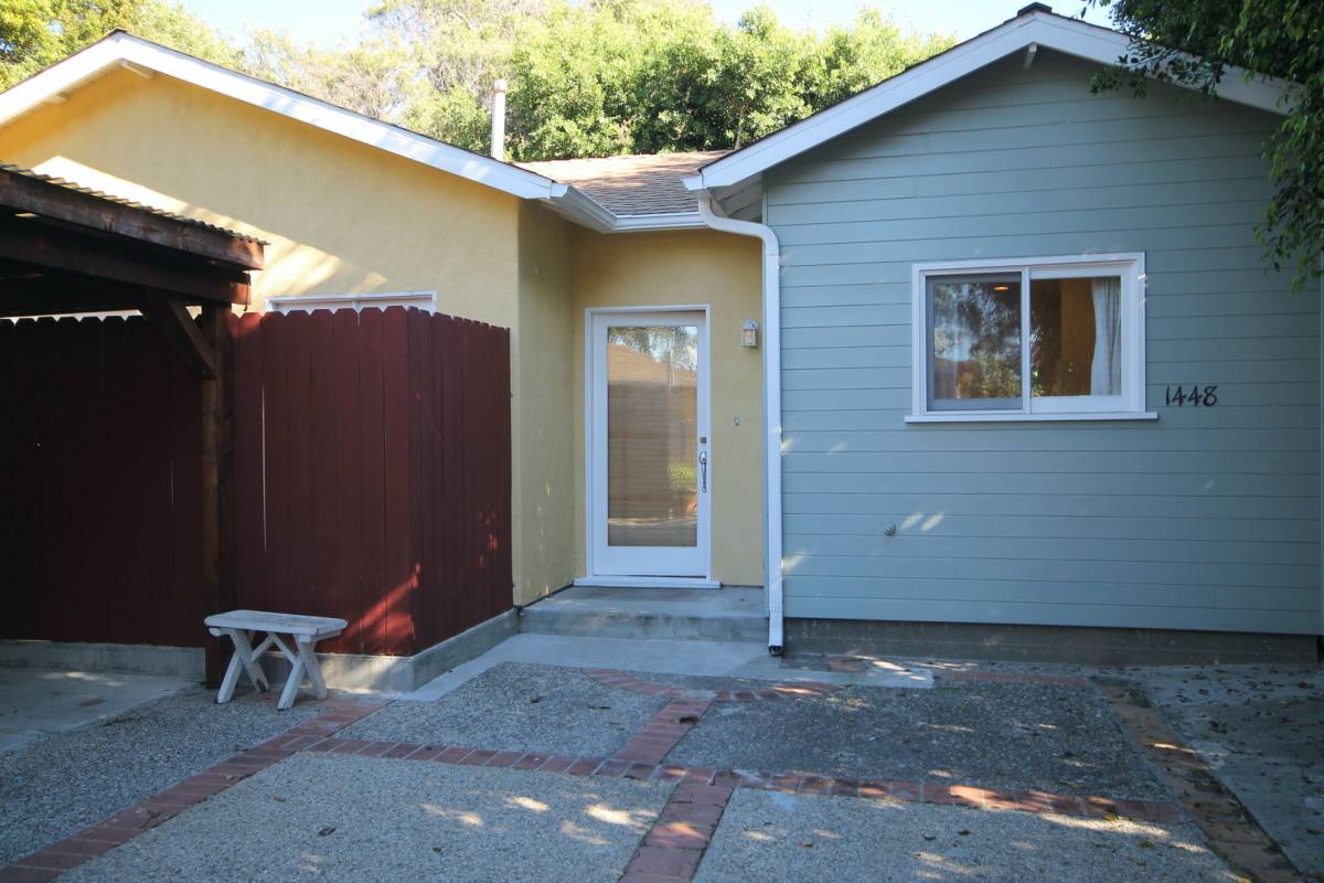 House for rent at 1448 S Cochran Ave, Los Angeles, CA 90019