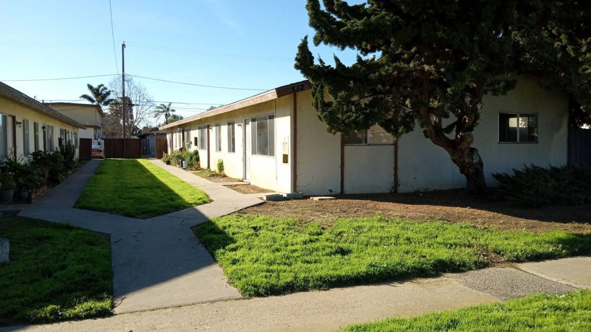 Apartment for rent at 501-505-509-513-517 N T St, Lompoc, CA 93436