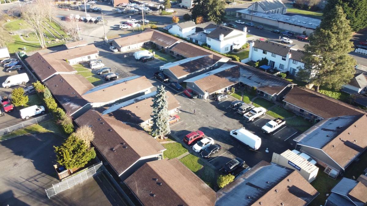 Apartment for rent at 502 8th St NE, Auburn, WA 98002