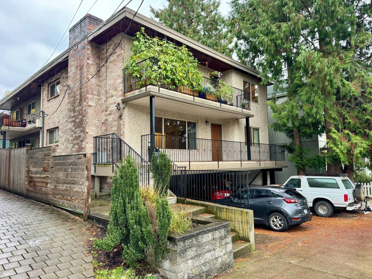 Apartment for rent at 3612 Palatine Ave N, Seattle, WA 98103
