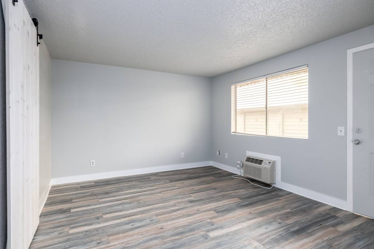 Apartment for rent at 1525 N 16th Ave, Pasco, WA 99301