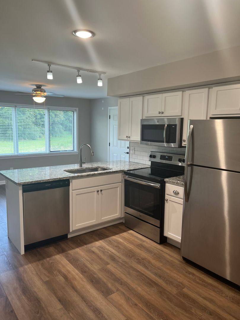 Apartment for rent at 124 Atkins Farm Lane, Marion, VA 24354