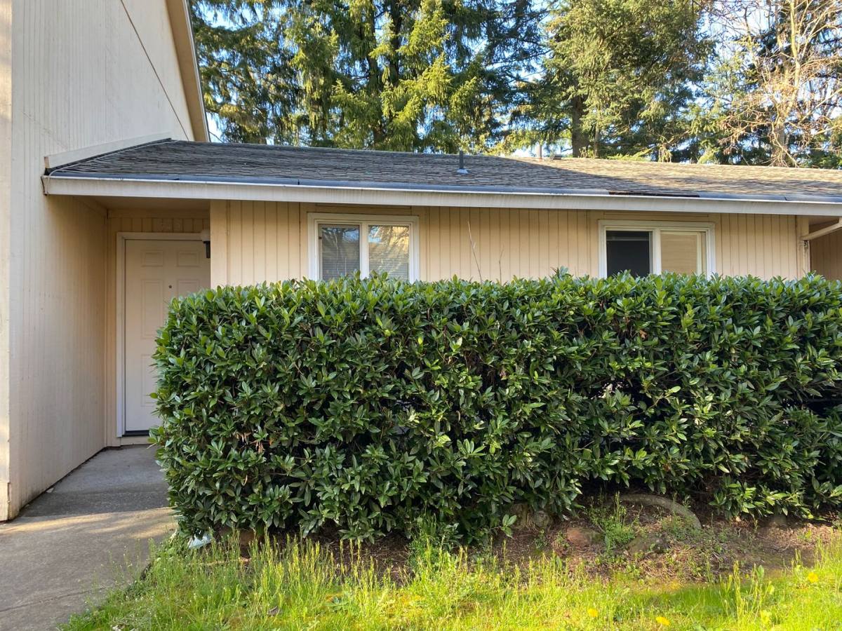 Apartment for rent at 738-752 SE 148th Ave, Portland, OR 97233