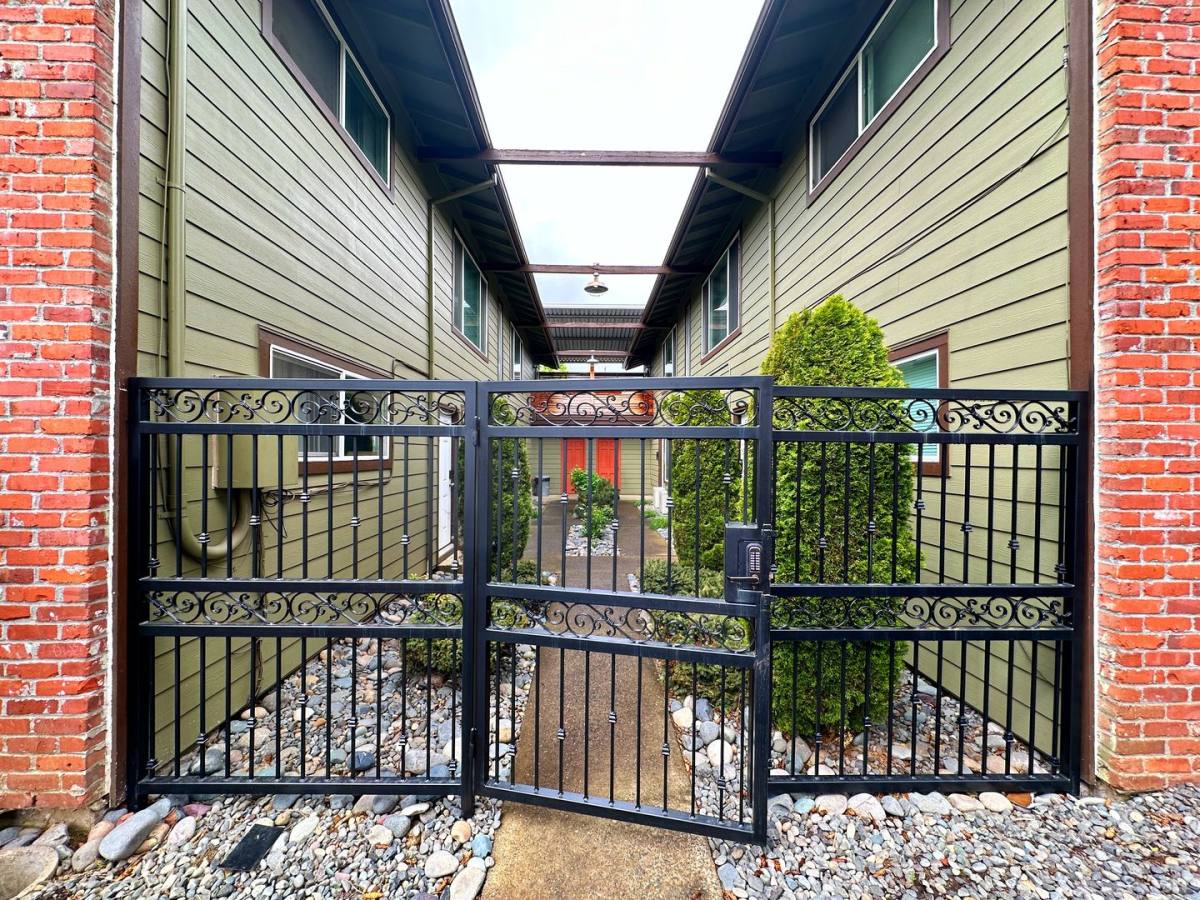 Apartment for rent at 539 NE 80th Ave, Portland, OR 97213