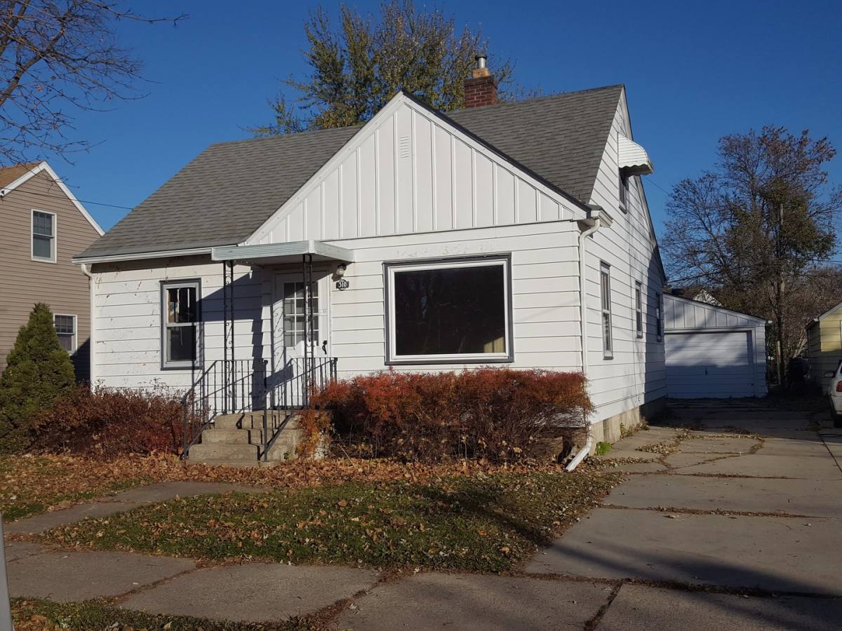 House for rent at 310 12th Ave SW, Austin, MN 55912