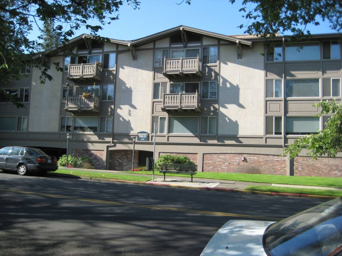 Apartment for rent at 522 N I' St, Tacoma, WA 98403