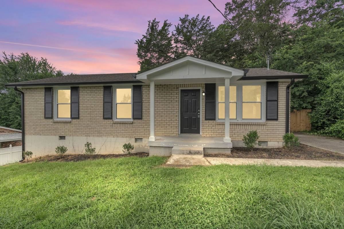 House for rent at 4921 Shihmen Dr, Antioch, TN 37013