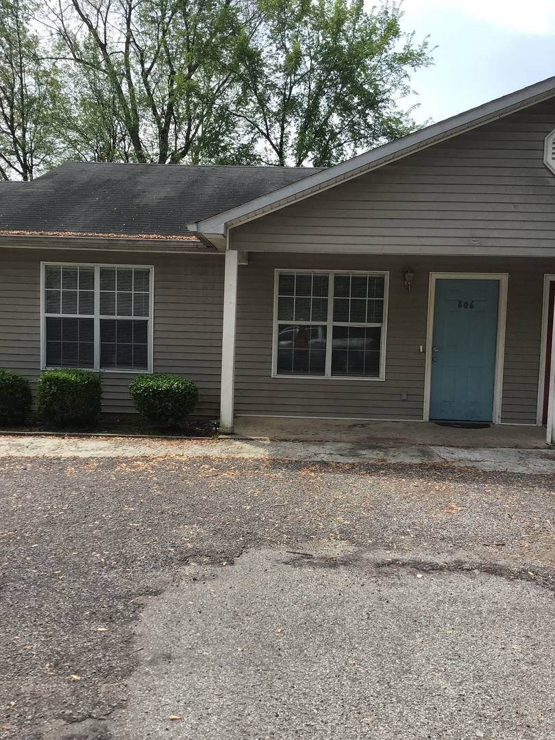 Apartment for rent at 806 N McLemore, Brownsville, TN 38012