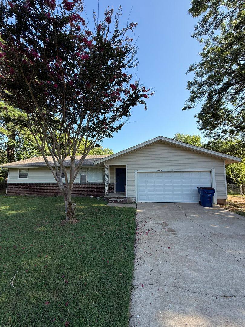 House for rent at 5409 S Y St, Fort Smith, AR 72903