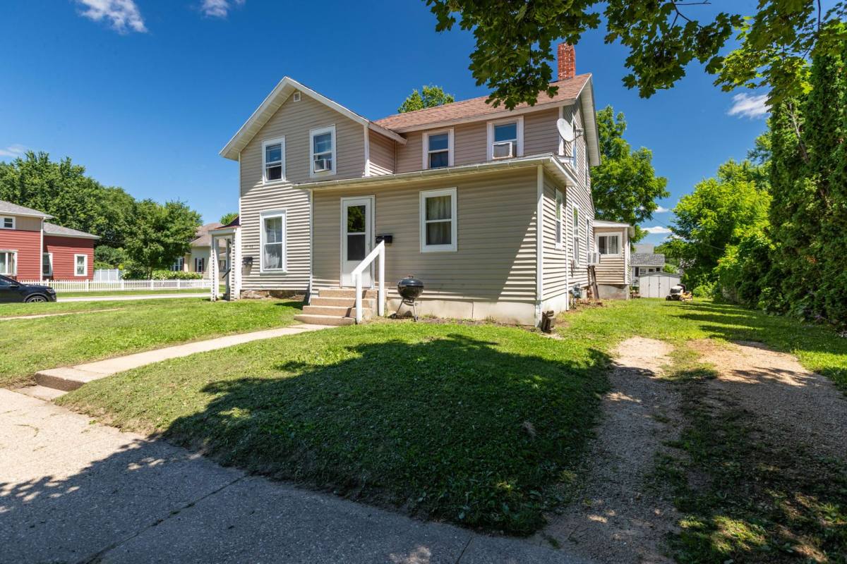 Apartment for rent at 217 N Benton St, Sparta, WI 54656