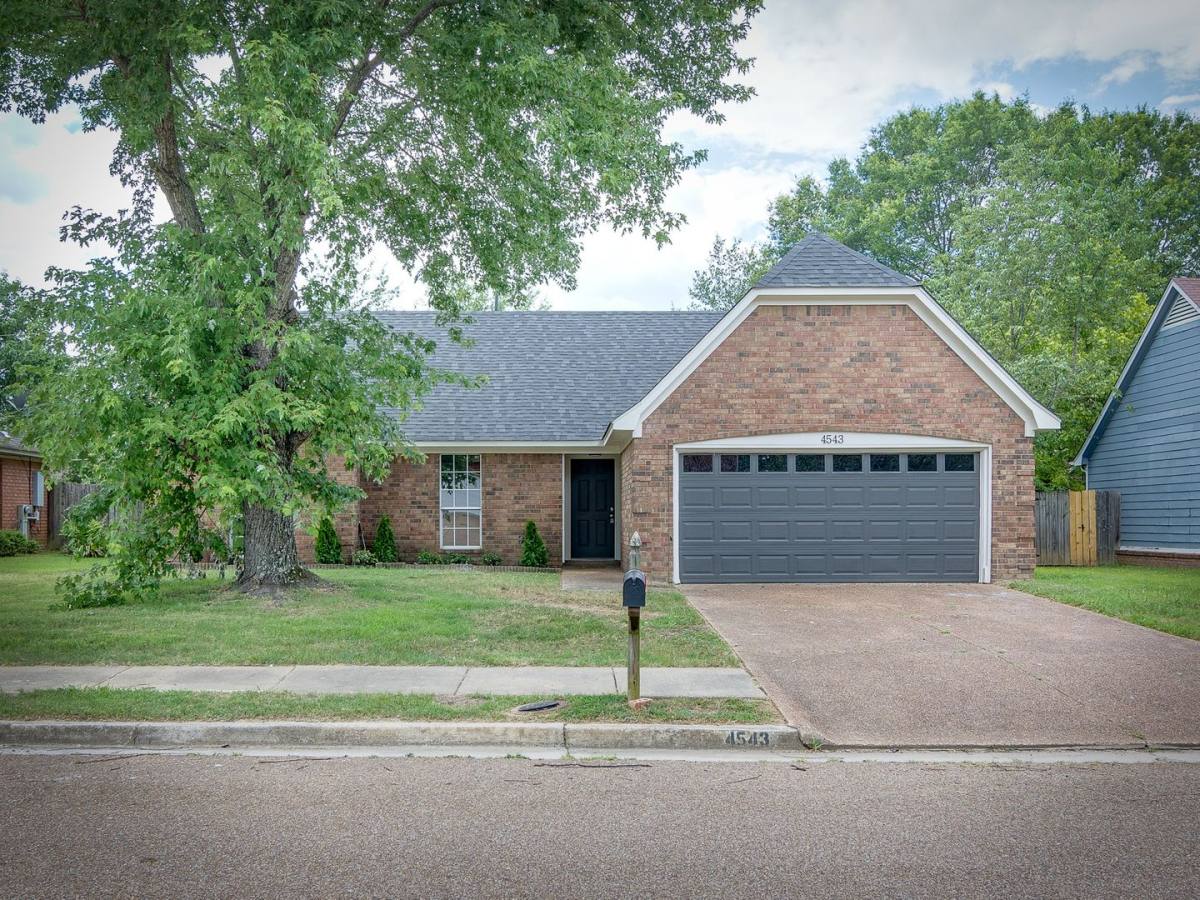 House for rent at 4543 Bassett Hall Dr, Memphis, TN 38125