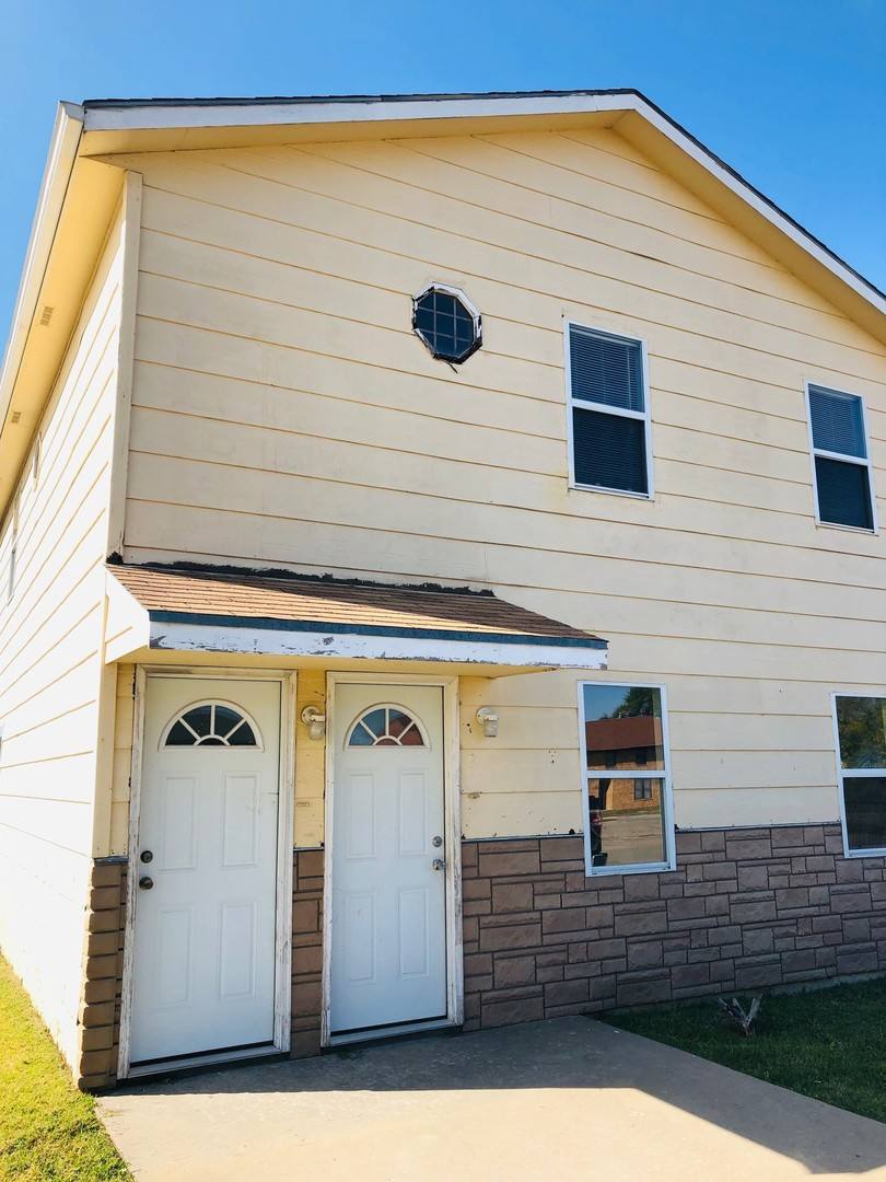 House for rent at 902 Windwood Dr, Junction City, KS 66441