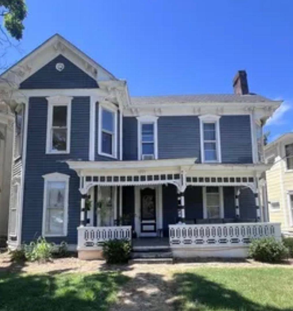Apartment for rent at 1217 Chestnut St, Bowling Green, KY 42101