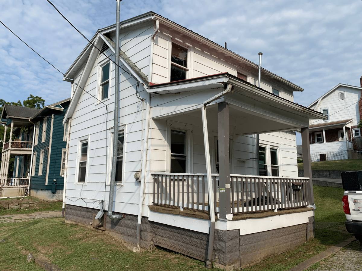 House for rent at 211 Howard St, Glenville, WV 26351