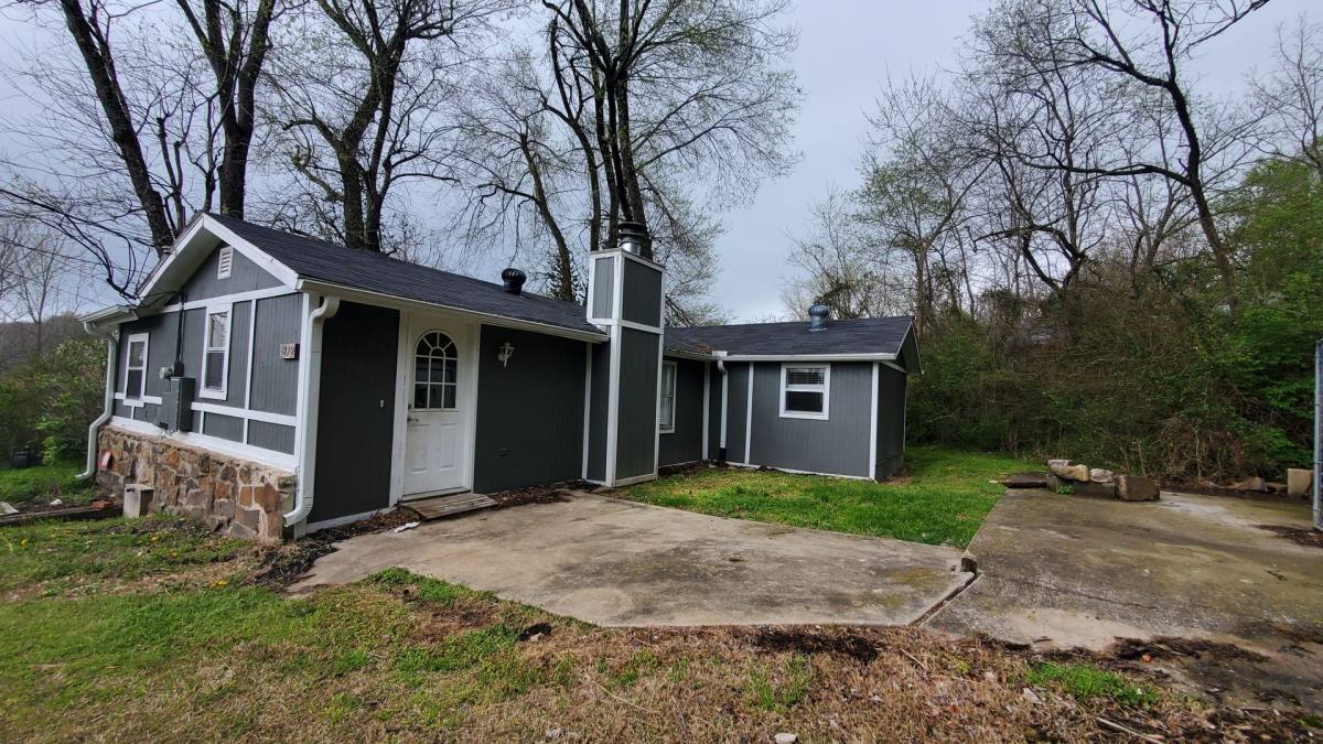 Apartment for rent at 52 Wilson St, Farmington, AR 72730
