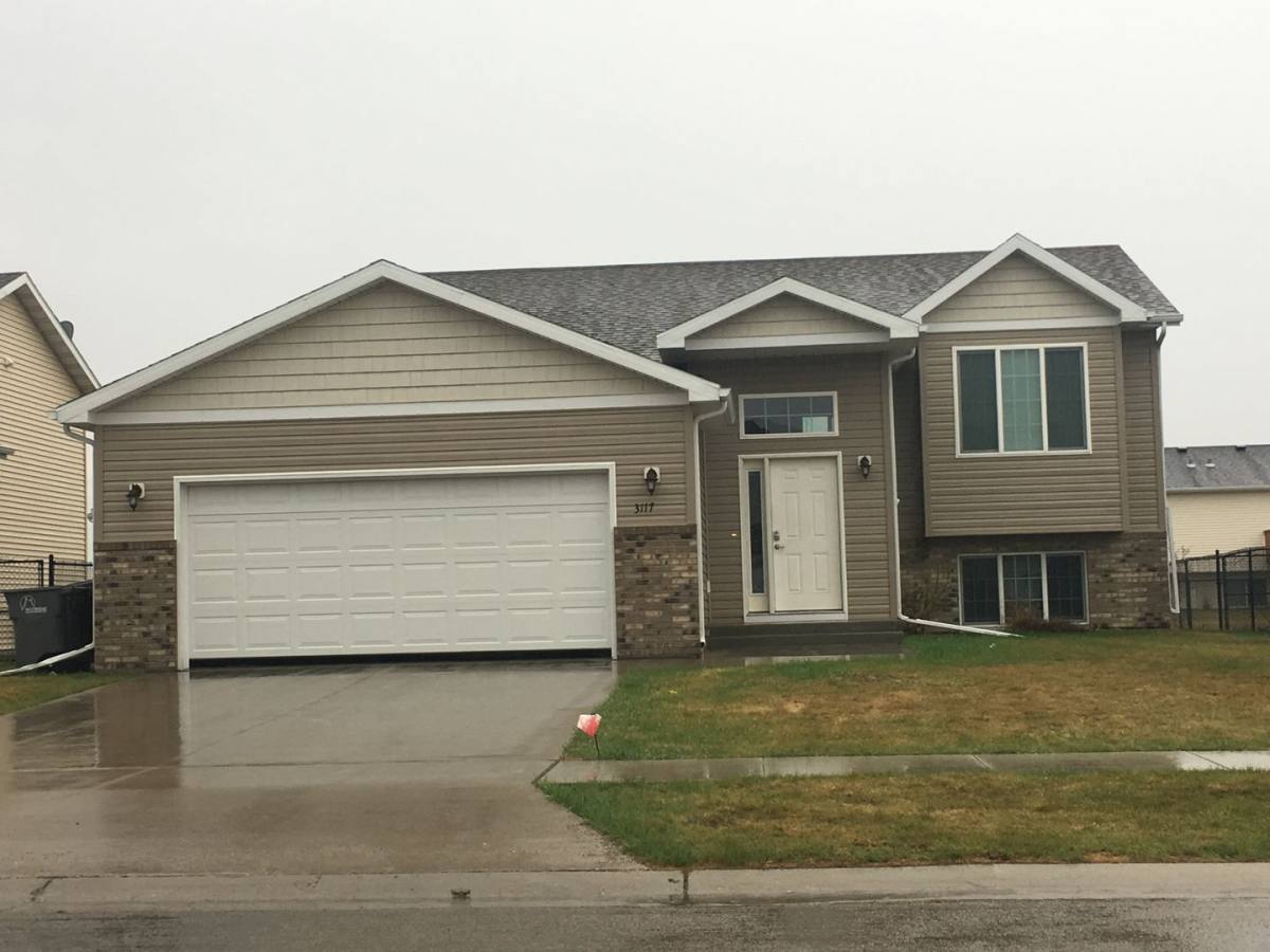 House for rent at 3117 27th St S, Moorhead, MN 56560