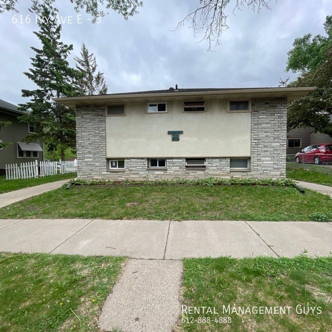 Apartment for rent at 616 Ivy Ave E, Saint Paul, MN 55130